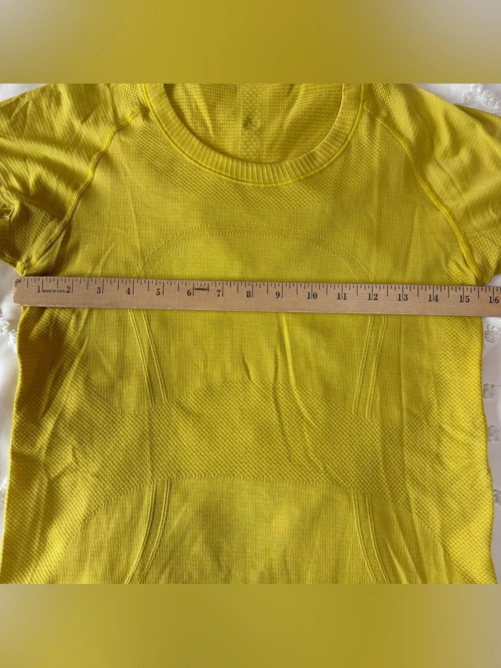 Lululemon Swiftly Tech 2.0 Short Sleeve Tee Gold Yellow Mustard Women’s Size 8 - Picture 2 of 7